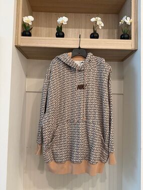 Nike Beige and Black Patterned Hoodie Sweater - Women's Crew Pullover
